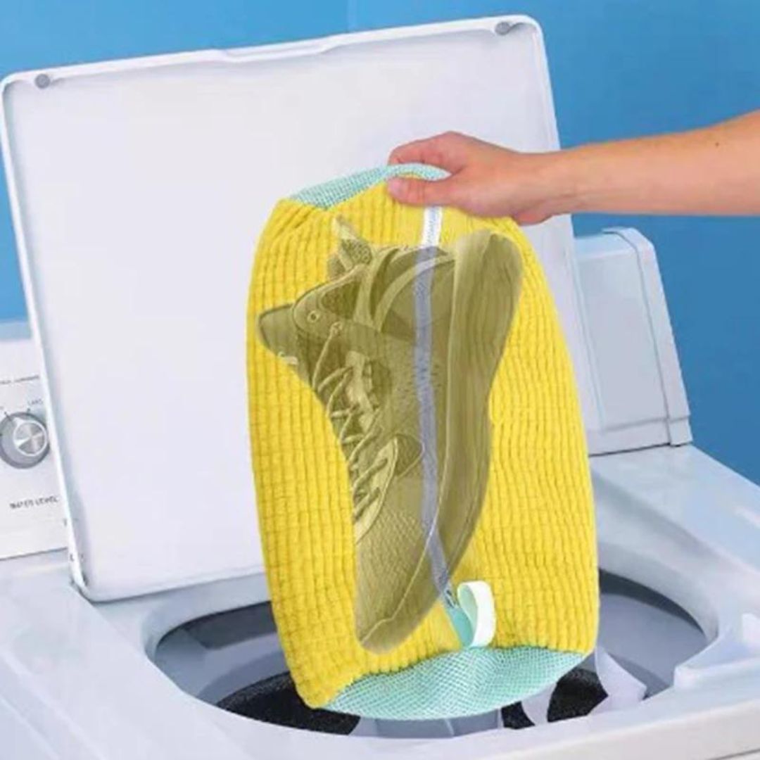 ShoeWash - Clean and Protect Your Shoes in the Washing Machine